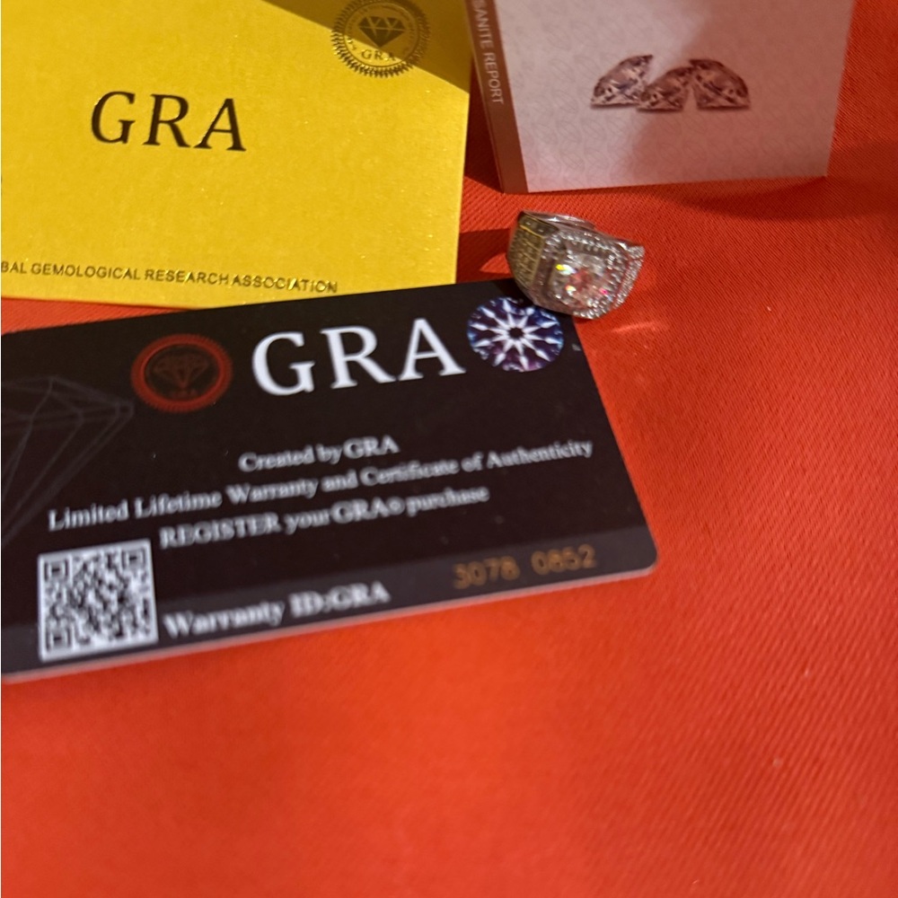 New Men’s Certified Moisssanite 2 Ct Ring